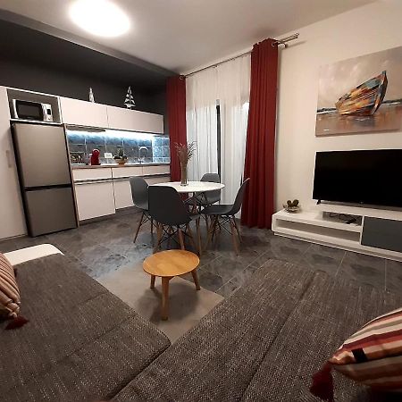 Solis Adriaticum Apartments Jasenice  Exterior photo